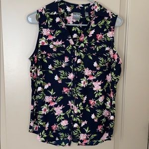 Floral sleeveless collared blouse
